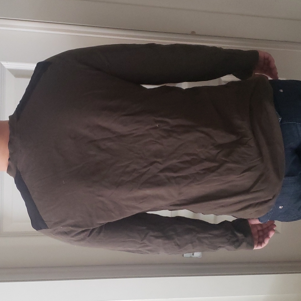 Tristan Long sleeve, brown and black, G/L - Picture 2 of 2